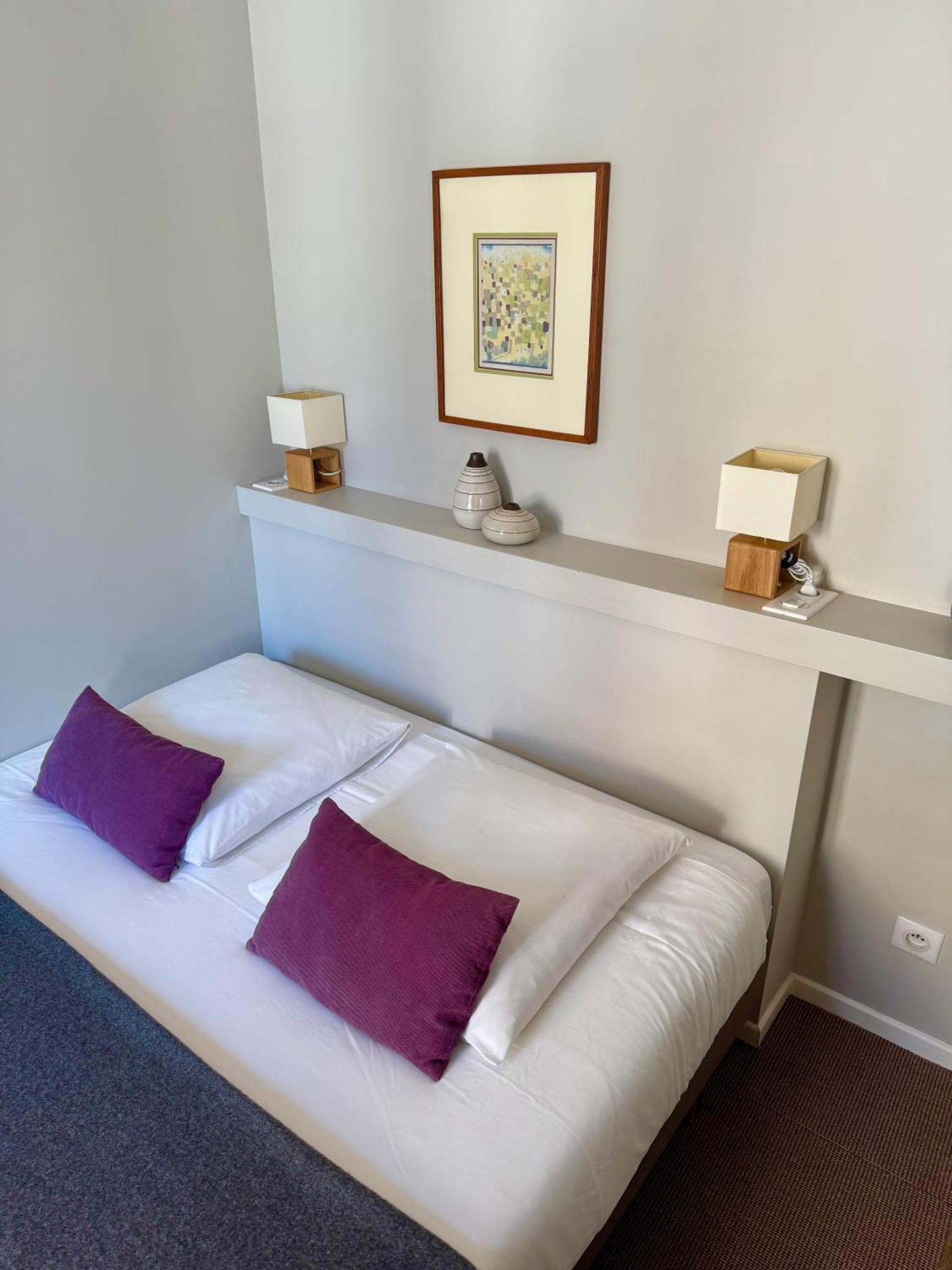 Wisteria Bed & Breakfast ฟงแตนโบล ห้อง รูปภาพ